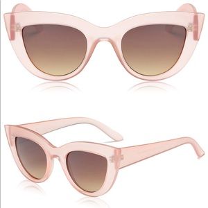 Cat eye sunglasses